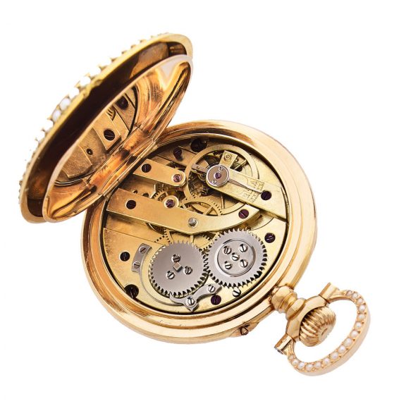 Swiss decorative 18K gold verge watch with chatelaine Circa 1790 Swiss decorative 18K gold verge watch with chatelaine Circa 1790