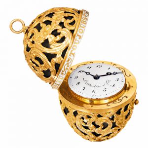Swiss gold rococo style egg-form form verge Circa 1800