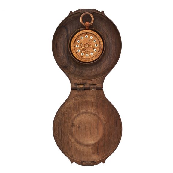 Russian pocket watch entirely made of boxwood Circa 1860 Russian pocket watch entirely made of boxwood Circa 1860