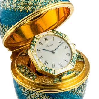 Exceptionally rare English egg-form desk clock Circa 1950 Exceptionally rare English egg-form desk clock Circa 1950