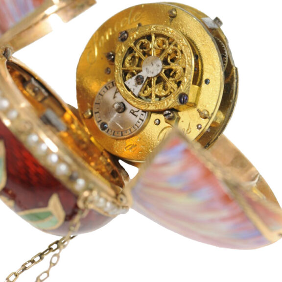 French form pendant watch "The French Tulip" Circa 1800 French form pendant watch "The French Tulip" Circa 1800