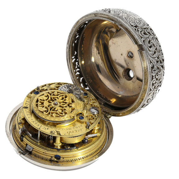 English silver pair-cased watch with champlevé dial Circa 1700 English silver pair-cased watch with champlevé dial Circa 1700