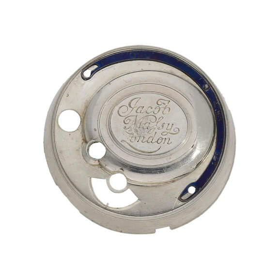 English silver pair-cased watch with champlevé dial Circa 1700 English silver pair-cased watch with champlevé dial Circa 1700