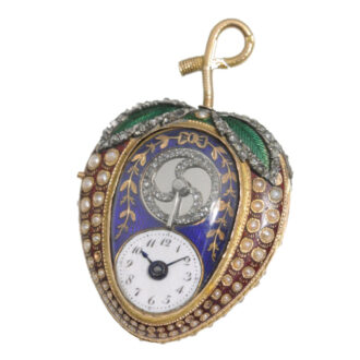 Swiss strawberry shaped pendant form watch Circa 1810