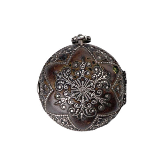 German silver very fine astronomical neck watch Circa 1720 German silver very fine astronomical neck watch Circa 1720