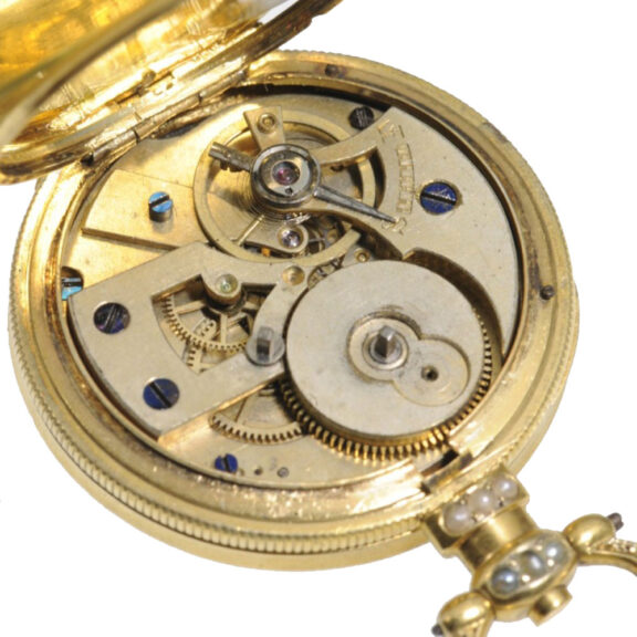Attractive Swiss gold watch for the chinese market Circa 1830 Attractive Swiss gold watch for the chinese market Circa 1830