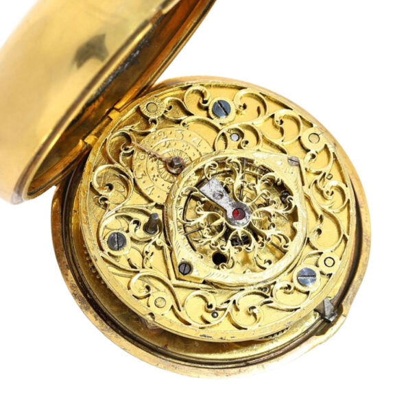English gilt/tortoiseshell triple cased coach watch Circa 1800 English gilt/tortoiseshell triple cased coach watch Circa 1800