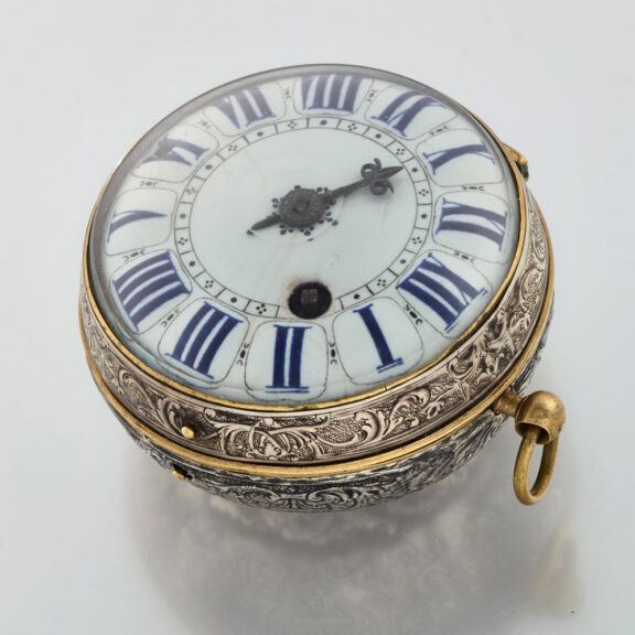 A French verge oignon with enamel dial in a silver case Circa 1695 A French verge oignon with enamel dial in a silver case Circa 1695