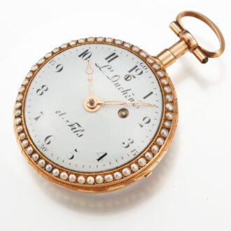 Gold watch repeater with pearls on both sides Circa 1800