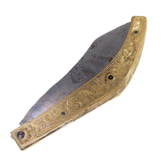 German gold-plated watch mounted into a pocket knife Circa 1700 German gold-plated watch mounted into a pocket knife Circa 1700
