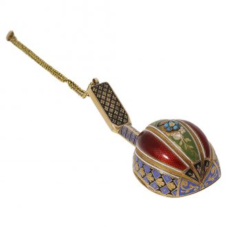 Swiss pendant watch in the shape of a mandolin Circa 1820