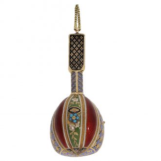 Swiss pendant watch in the shape of a mandolin Circa 1820