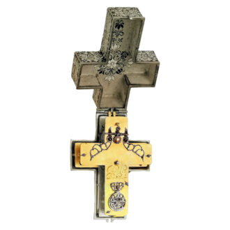 Swiss verge pendant watch in the shape of a crucifix Circa 1650