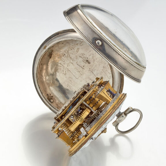 A French oignon with enamel dial in a silver case Circa 1715 A French oignon with enamel dial in a silver case Circa 1715