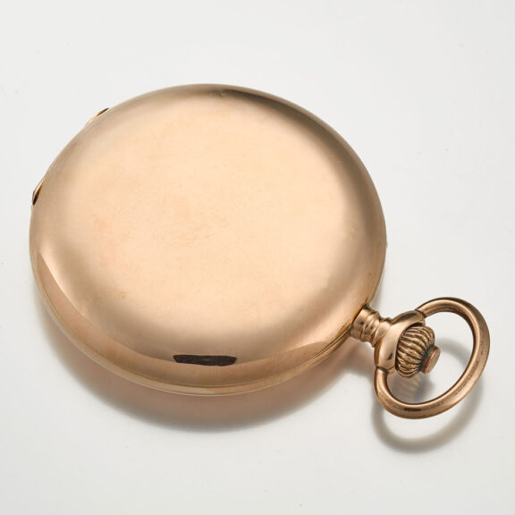 A Swiss lever pocket watch in a gold full hunter case Circa 1930 A Swiss lever pocket watch in a gold full hunter case Circa 1930