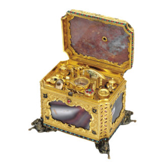 Rare gilt metal and agate necessaire with verge Circa 1765