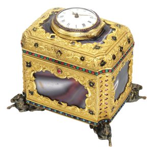 Rare gilt metal and agate necessaire with verge Circa 1765