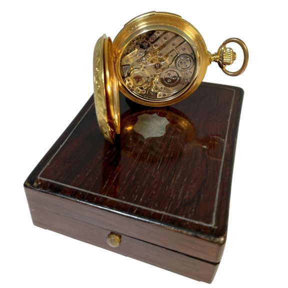 Swiss gold full hunter watch with minute repeater Circa 1890 Swiss gold full hunter watch with minute repeater Circa 1890