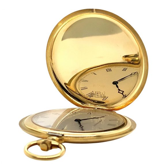 Ultra-flat Swiss 18 carat gold hunting cased pocket watch Circa 1980 Ultra-flat Swiss 18 carat gold hunting cased pocket watch Circa 1980