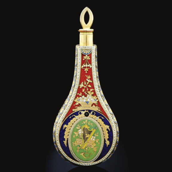 Swiss rare gold and enamel musical scent flacon Circa 1807 Swiss rare gold and enamel musical scent flacon Circa 1807