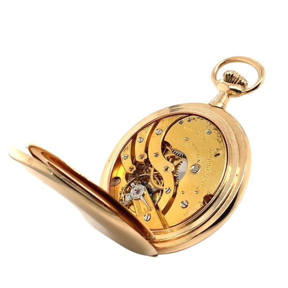 Fine Swiss 18 carat gold hunting cased pocket watch Circa 1907 Fine Swiss 18 carat gold hunting cased pocket watch Circa 1907