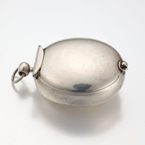Oval shaped pendant watch for the Ottoman market Circa 1670 Oval shaped pendant watch for the Ottoman market Circa 1670