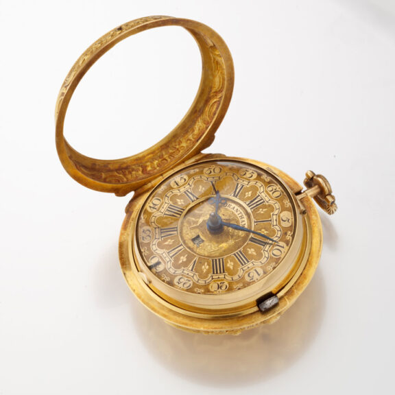An English verge with date in 20K repousse pair cases Circa 1765 An English verge with date in 20K repousse pair cases Circa 1765