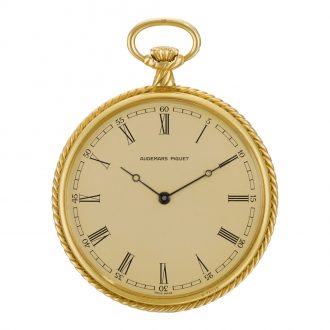 Rare Swiss 18K gold and enamel keyless lever watch Circa 1982