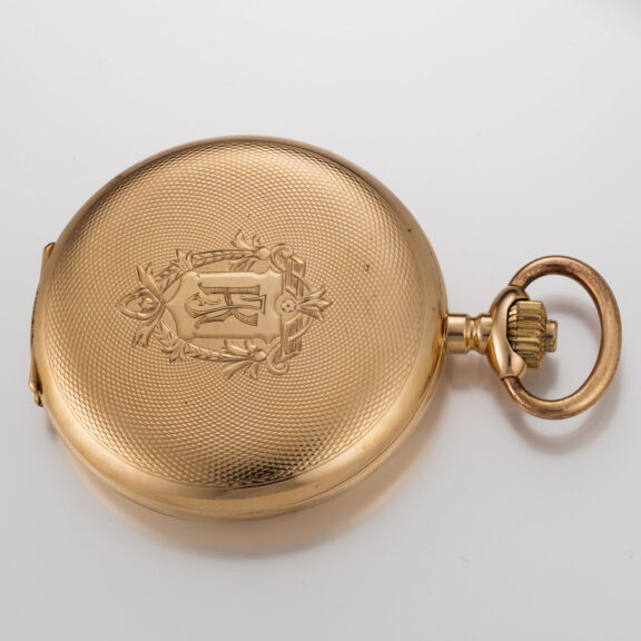 A Swiss gold gentlemen’s hunting case watch Circa 1910 A Swiss gold gentlemen’s hunting case watch Circa 1910