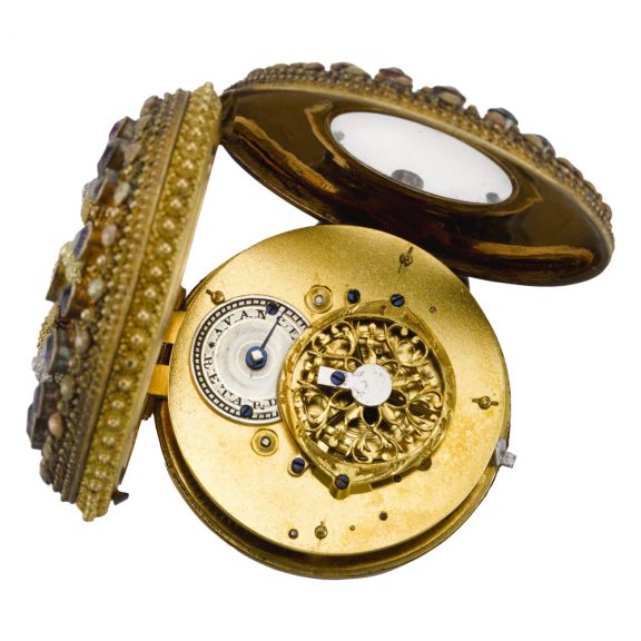 French watch set with amethysts and shell-form decoration Circa 1830 French watch set with amethysts and shell-form decoration Circa 1830