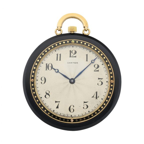 French gold and onyx lever pocket watch with chain Circa 1920