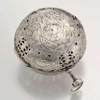 A silver French quarter repeating oignon verge Circa 1715