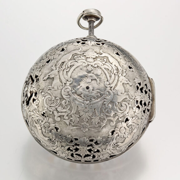 A silver French quarter repeating oignon verge Circa 1715 A silver French quarter repeating oignon verge Circa 1715