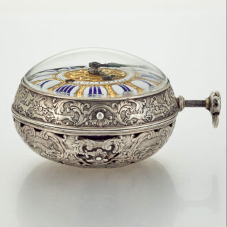 A silver French quarter repeating oignon verge Circa 1715