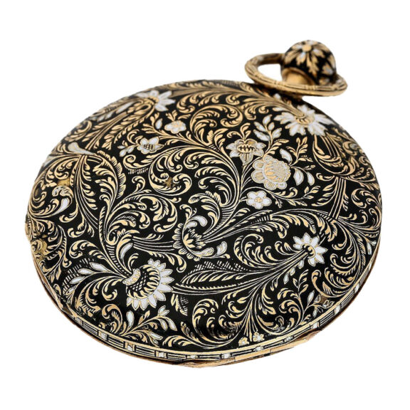 French gold, enamel case with floral ornaments Circa 1800 French gold, enamel case with floral ornaments Circa 1800