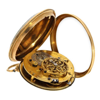 French 18k gold enamelled with "Paillone-technique" Circa 1780