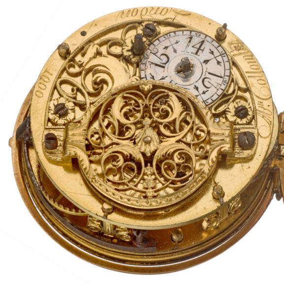 An English 20 carat date verge in repousse pair cases Circa 1740 An English 20 carat date verge in repousse pair cases Circa 1740