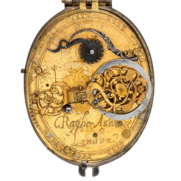 English silver oval puritan verge pocket watch Circa 1635 English silver oval puritan verge pocket watch Circa 1635