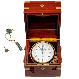 Swiss brass marine chronometer in mahogany box Circa 1980 Swiss brass marine chronometer in mahogany box Circa 1980