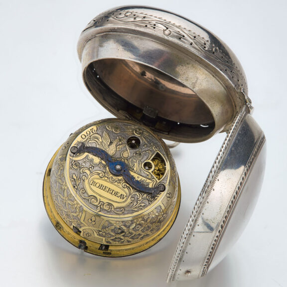 English silver early quarter repeating watch Circa 1710 English silver early quarter repeating watch Circa 1710