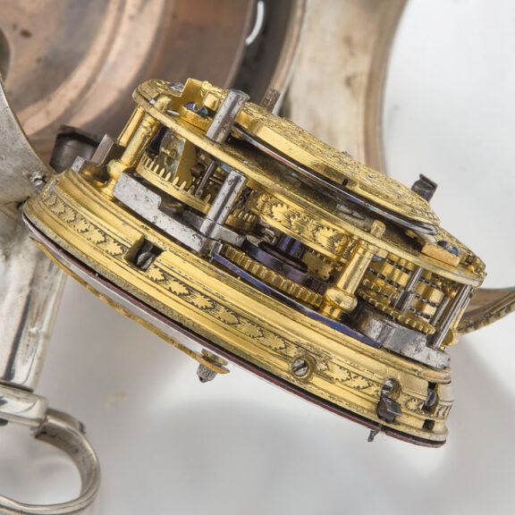 English silver early quarter repeating watch Circa 1710 English silver early quarter repeating watch Circa 1710