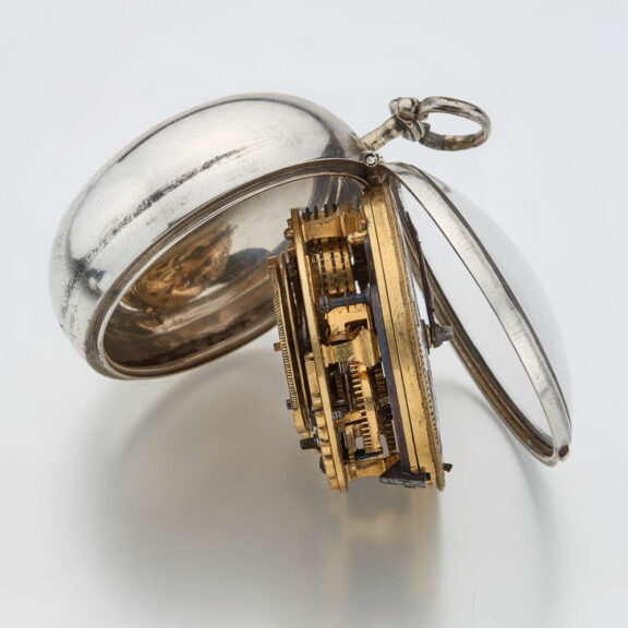 English silver champleve dial verge with date Circa 1730 English silver champleve dial verge with date Circa 1730