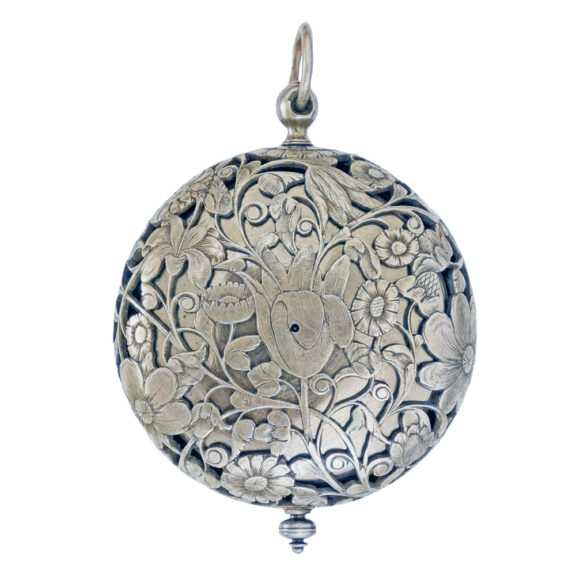 French silver hour-striking pocket watch with alarm Circa 1665 French silver hour-striking pocket watch with alarm Circa 1665