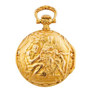 Swiss yellow gold watch with repoussé decoration Circa 1900