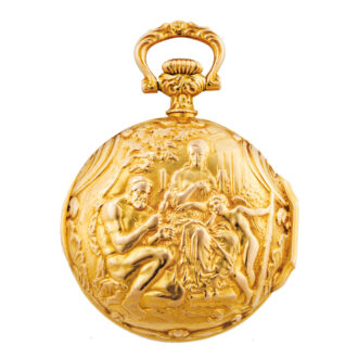 Swiss yellow gold watch with repoussé decoration Circa 1900