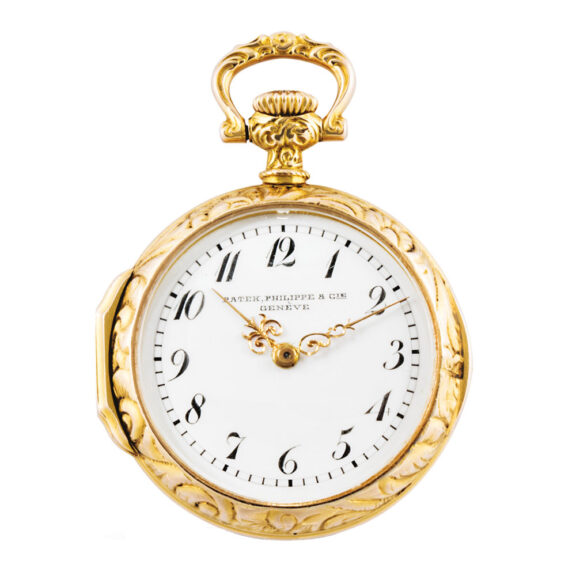 Swiss yellow gold watch with repoussé decoration Circa 1900 Swiss yellow gold watch with repoussé decoration Circa 1900