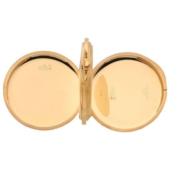 Swiss 18K yellow gold hunting cased keyless watch Circa 2000 Swiss 18K yellow gold hunting cased keyless watch Circa 2000