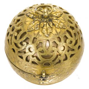 Very rare German gilt-metal spherical striking watch Circa 1550