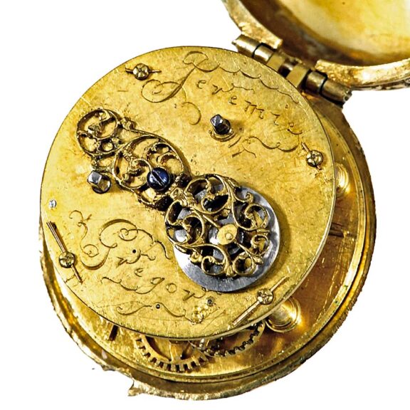 English early single-handed verge pocket watch Circa 1650. English early single-handed verge pocket watch Circa 1650.