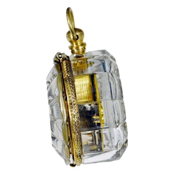English one-handed, Renaissance pendant watch Circa 1650 English one-handed, Renaissance pendant watch Circa 1650